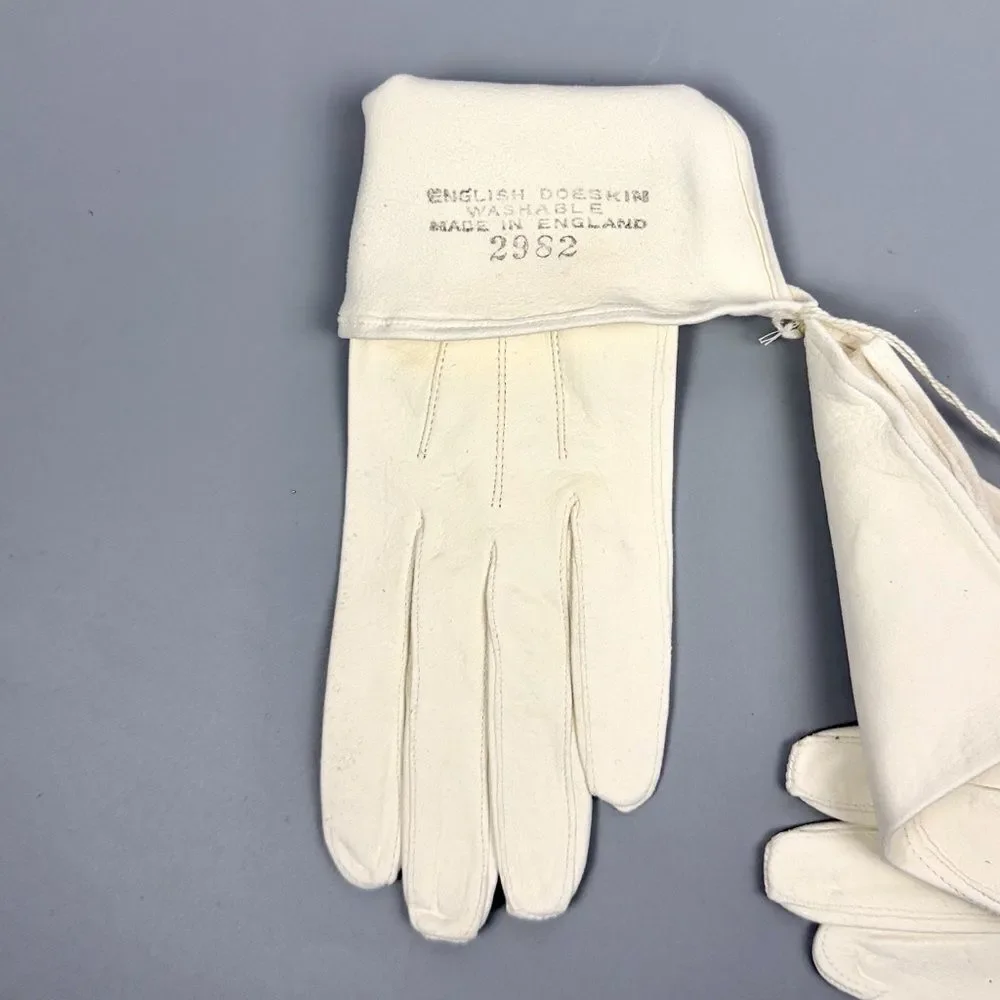 New Vintage White Gloves Washable Doeskin Leather Trimingham Bros sz 7,5 England